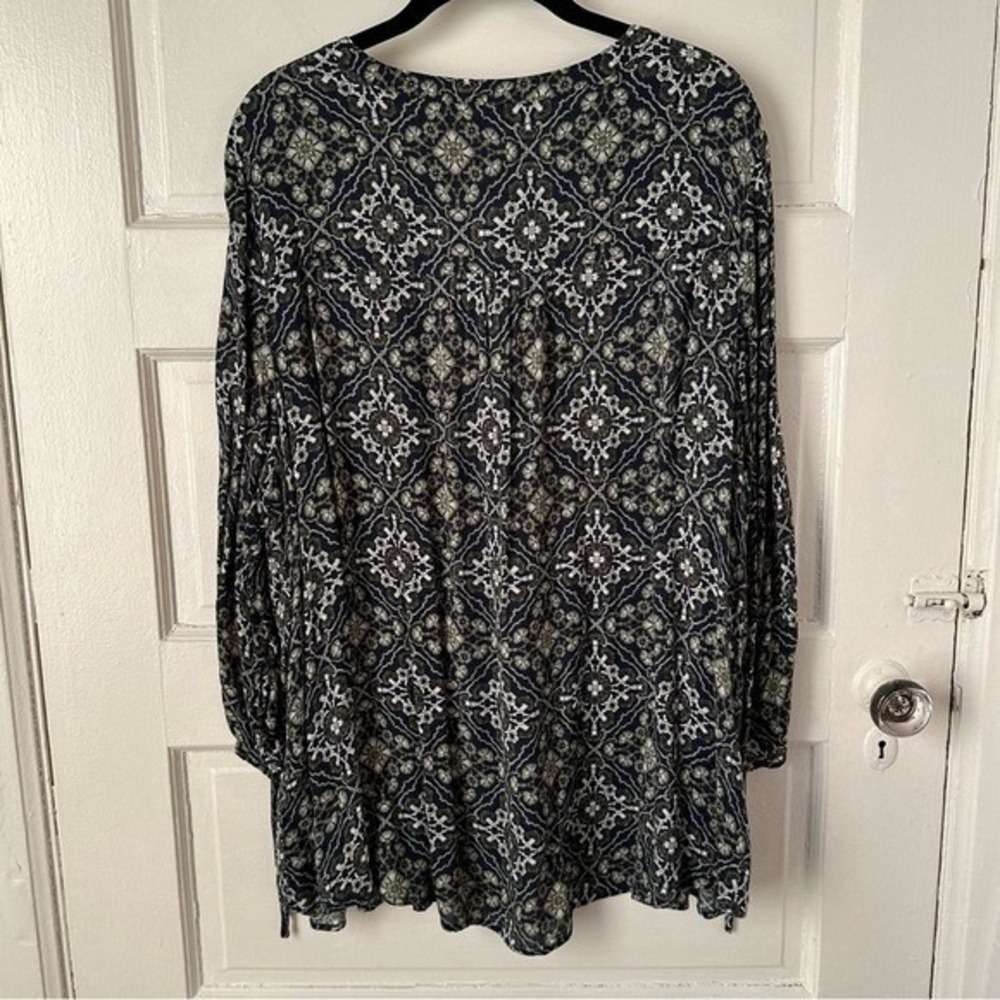 3/$20 💥 Westport Women's Paisley Floral Peasant Top Flowy V-Neck Boho Indie 3X - Picture 15 of 16